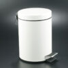 3L white pedal bin made of lacquered steel with black inner container and odor-sealing lid.