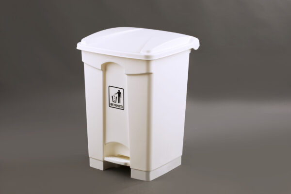 45L pedal-operated plastic bin for waste collection in hospitality and facilities
