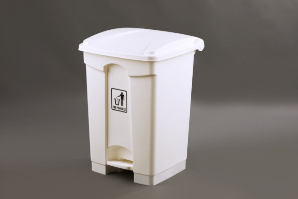 Papelera de pedal de plástico de 45L para recogida de residuos