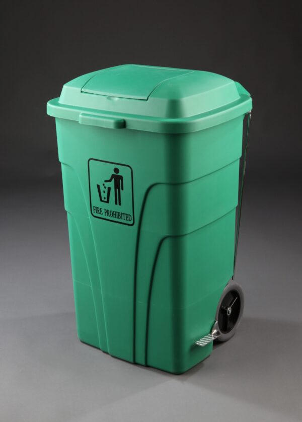 Contenedor de 120L con pedal y ruedas para limpieza y reciclaje